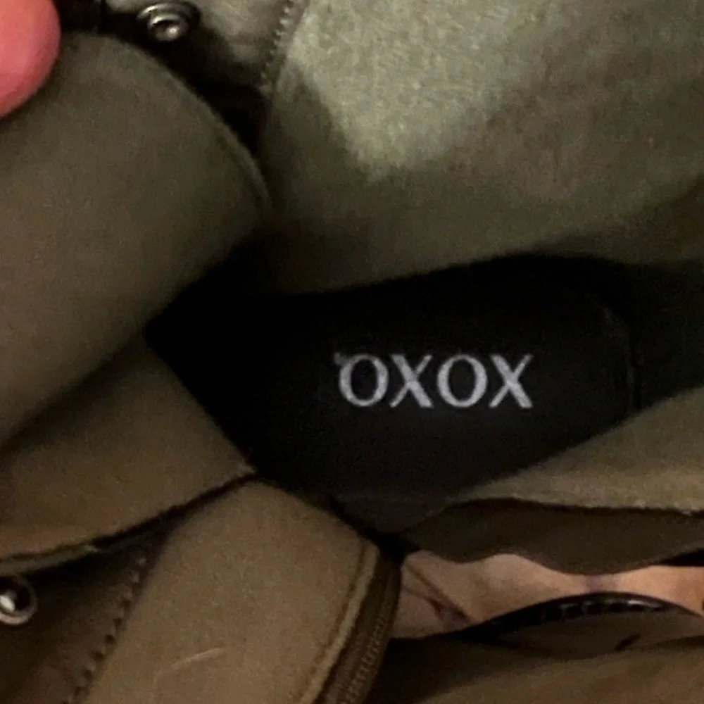 XOXO womens pascal